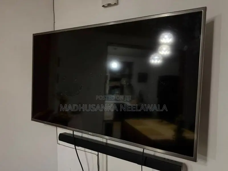 LG 49-Inch 4K UHD Smart LED TV