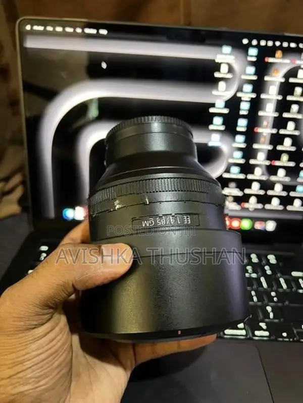 Sony G Master 85 1.4 Lens
