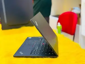 Lenevo Thinkpad i5 10gen