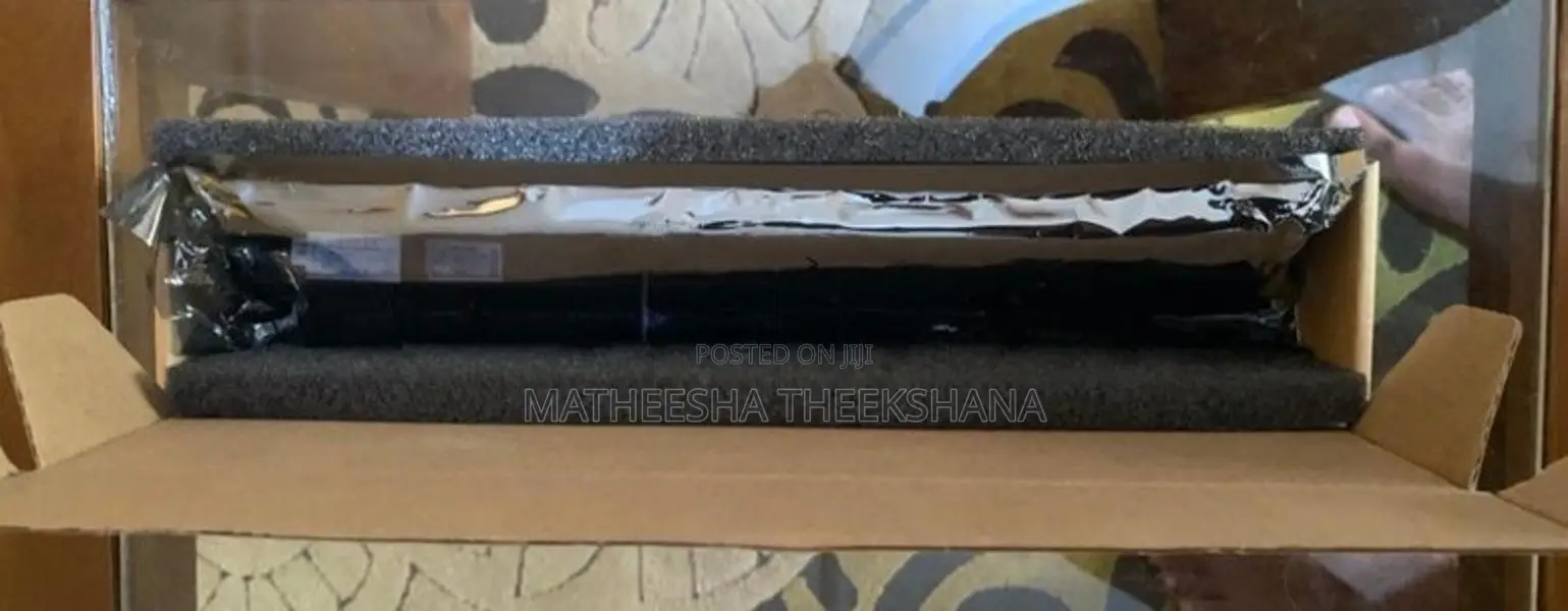 Genuine HP HS04 Laptop Battery .8V / ~41Wh