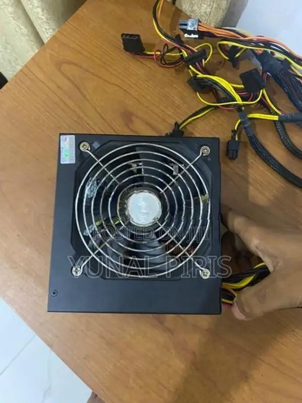 600W Power Supply