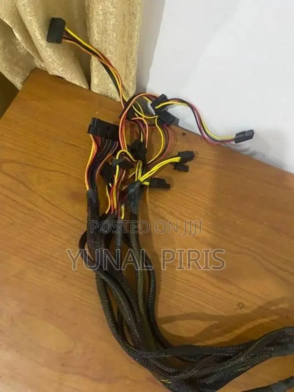600W Power Supply