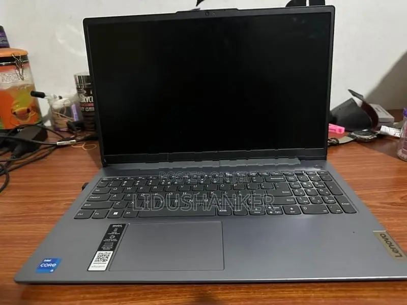Lenovo IdeaPad Slim 3