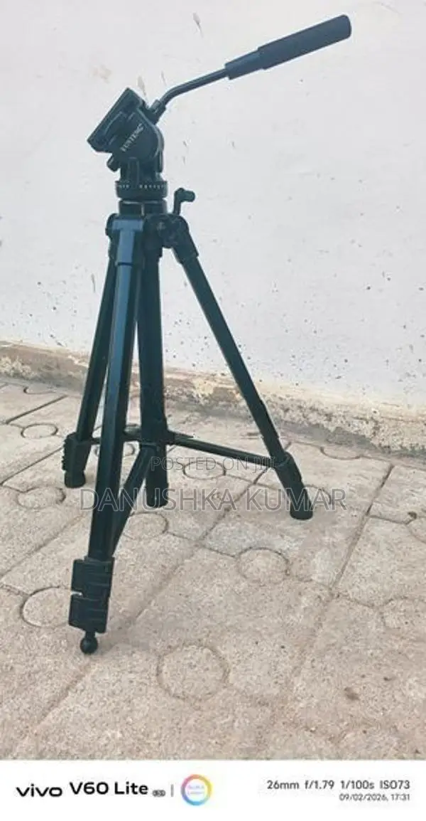Yunteng 880 Camera Travel Tripod