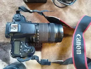 Canon 70D DSLR with Equipment Set