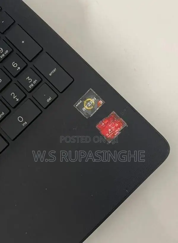 Hp AMD Ryzen 3 Laptop