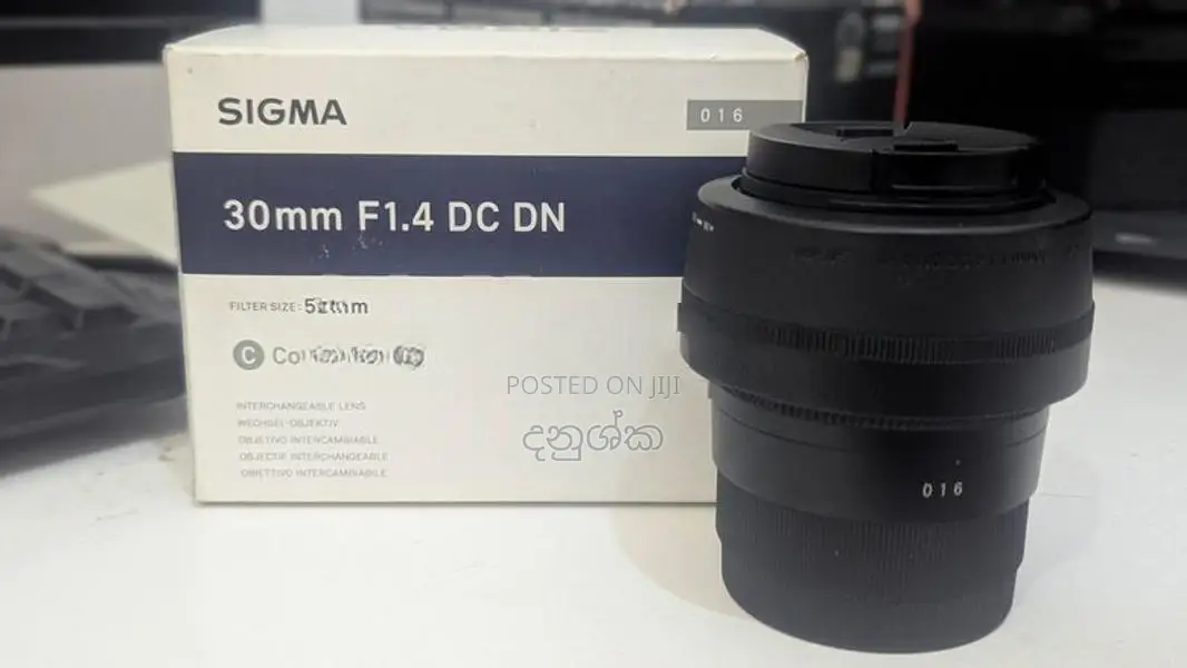 Sigma 30 1.4 Sony Mount Lens