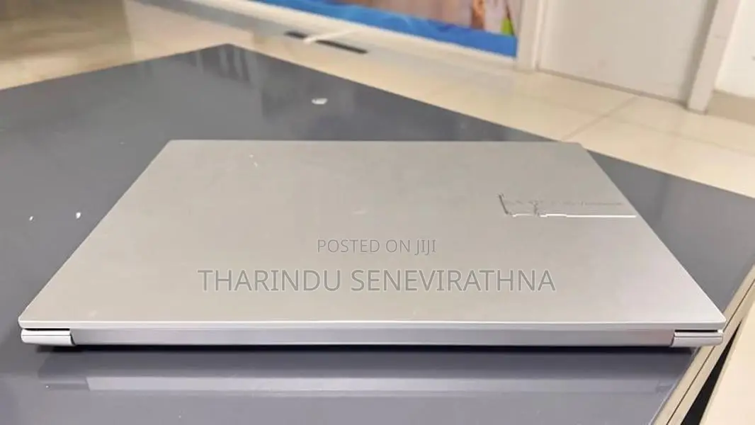 ASUS Vivobook