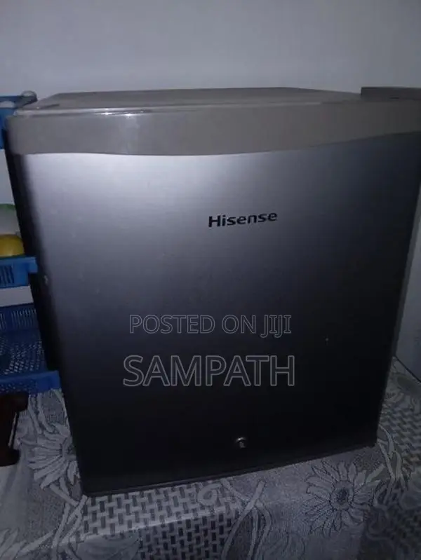 Hiense Mini Fridge