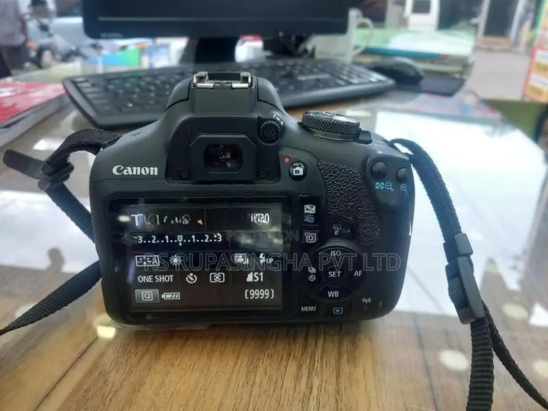 Canon 2000d DSLR Camera