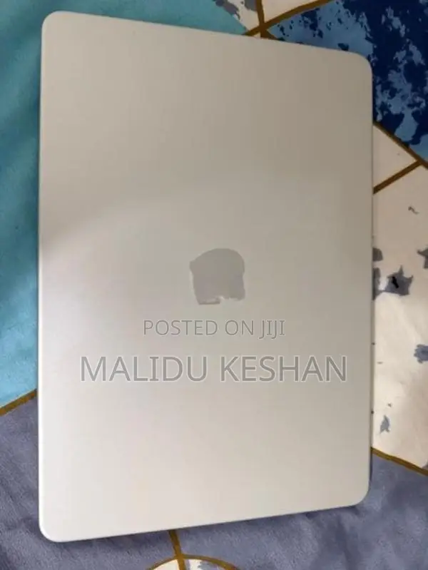 MacBook With Mouse