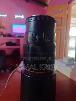 Canon 100 Mm Lens