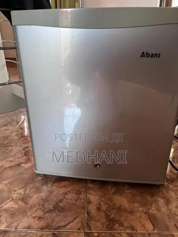 Mini Fridge Abans 38L
