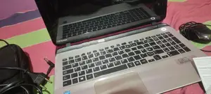 Toshiba Pentium R 4GB 256GB SSD