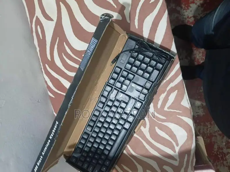 HP Keyboard With Mouse