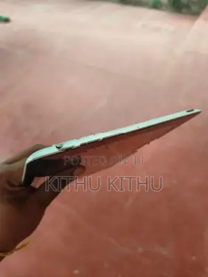 Apple iPad Air
