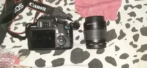 CANON 1200D