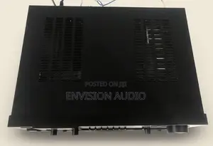 Luxman LV-105 Hybrid Pre-Main Amplifier