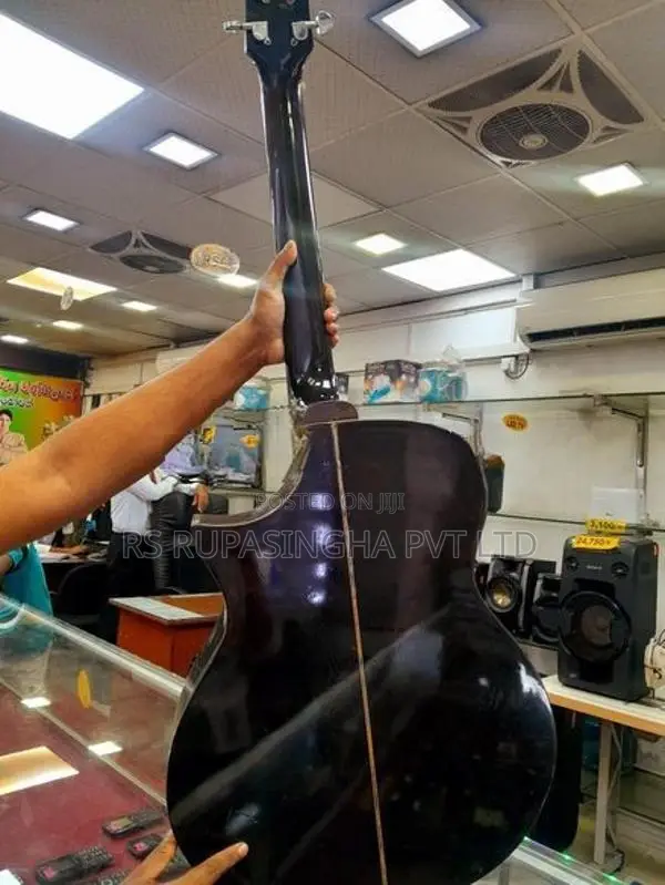 Lq Box Guitar