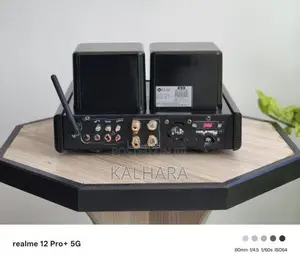 Hyper Sound AV2030 Vacuum Tube Stereo Integrated Amplifier .