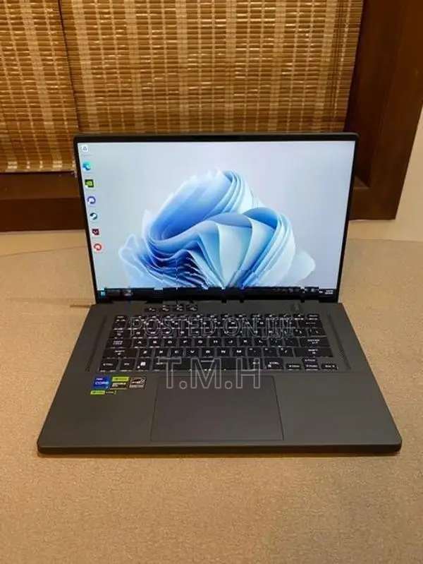 ASUS Zephyrus G16 RTX 4070 Laptop