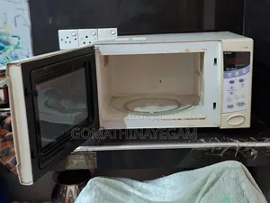 Microwave Oven