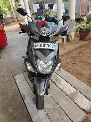 Yamaha Aerox 2018 Red