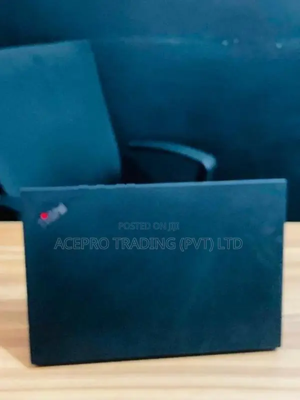 Lenovo ThinkPad T495 Ryzen 5 8GB 256GB 2GB AMD Graphic