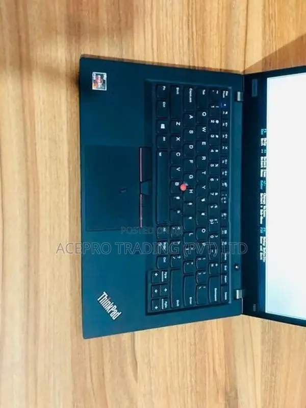 Lenovo ThinkPad T495 Ryzen 5 8GB 256GB 2GB AMD Graphic