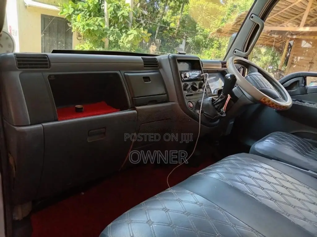 Mitsubishi Canter 2003 Crew Cab (Used)
