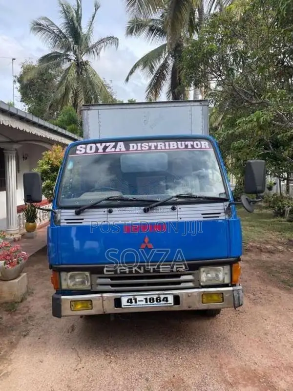 Mitsubishi Canter 1982 Lorry (Used)