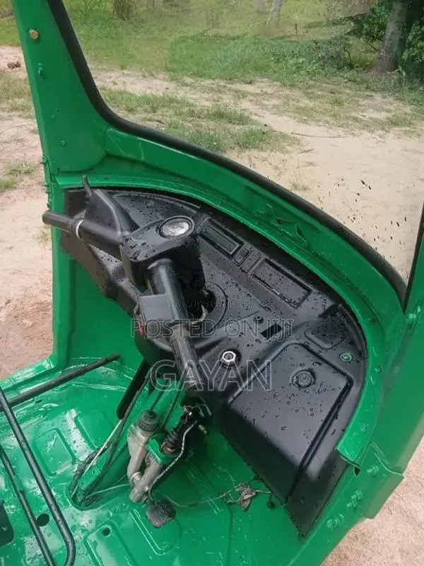 TVS King 2013 Three Wheel (Used)
