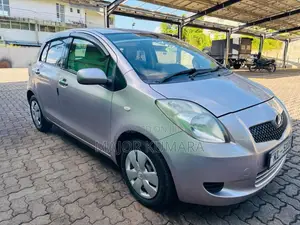 Toyota Vitz 2007 Car (Used)