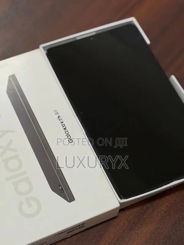Samsung Galaxy A9 (Used)