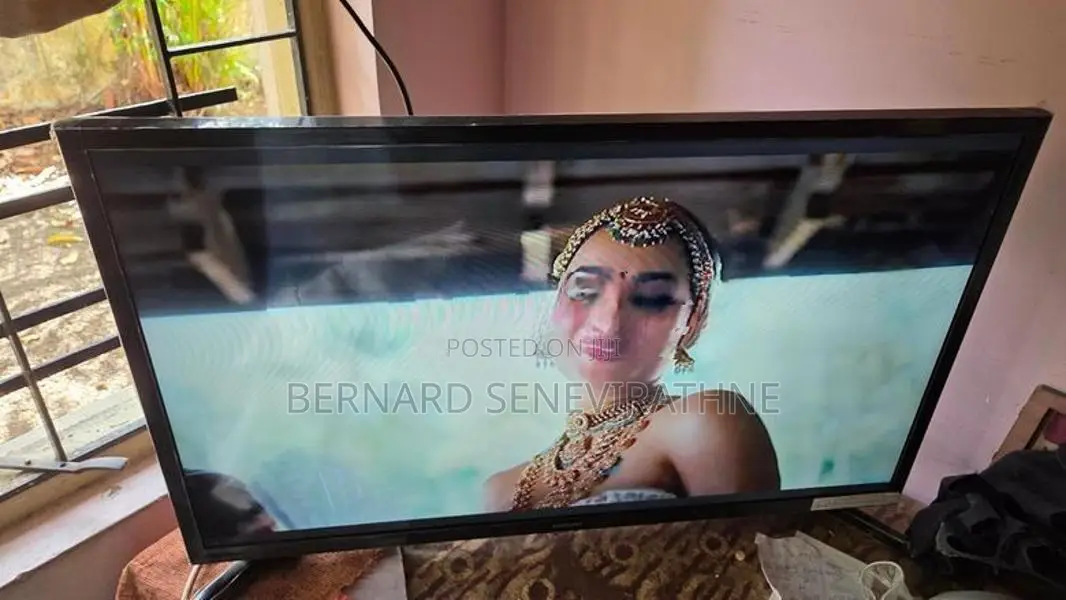 Samsung 32 Inch LED Smart TV