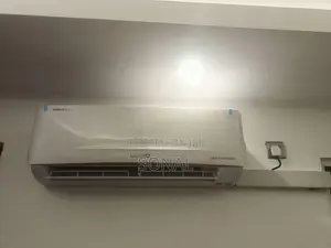 LLOYD 12000 BTU Smart Inverter Air Conditioner Element Series