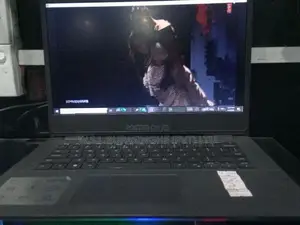 DELL I3 LAP