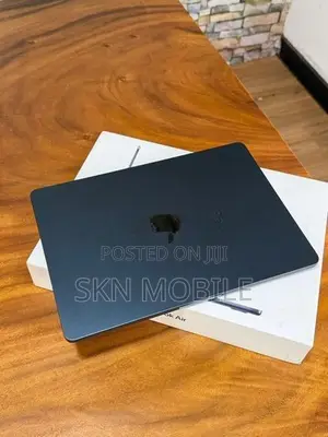 Apple MacBook M2 Air 8GB 512GB 13.6”