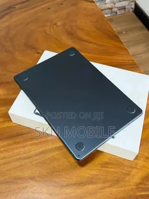 Apple MacBook M2 Air 8GB 512GB 13.6”