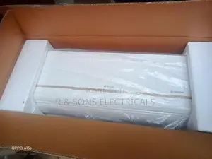 Hitachi 12000BTU Inverter Ac