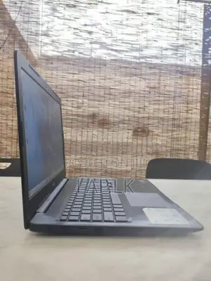 Dell Inspiron 5570 – Core i5 8th GEN Radeon 530 2GB 128GB SSD + 1TB HD