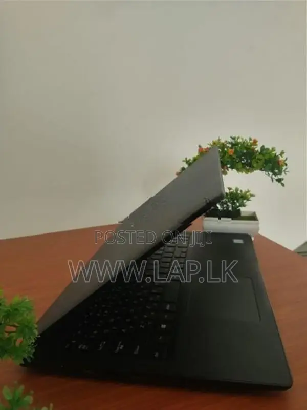 Dell Latitude 3590 Core i5 7200U–7th GEN 15.6-inch 16GB RAM 256GB SSD