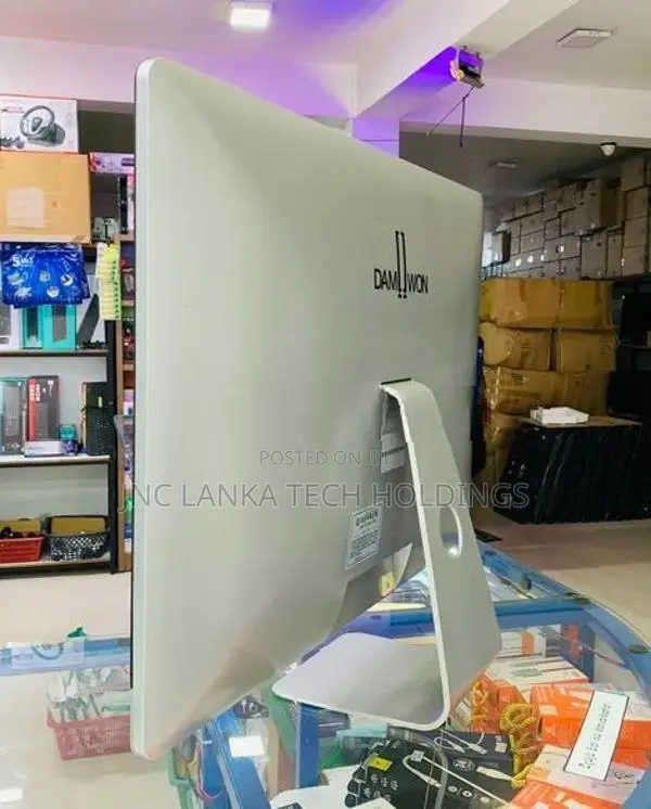 32" LED/IPS/HDMI Monitor (2K)