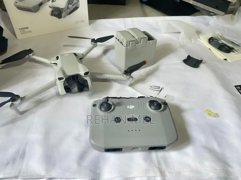 DJI Mini 3 Combo Kit