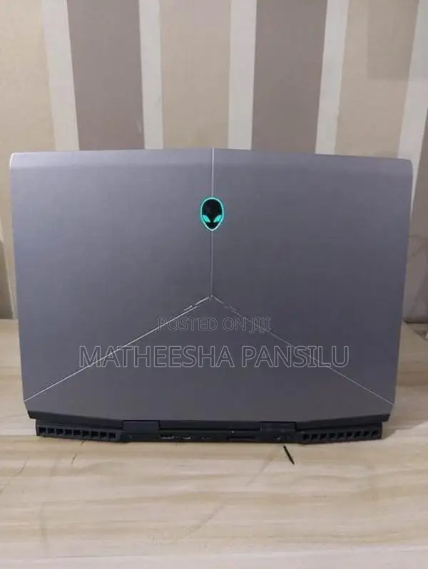 Dell Alienware M15
