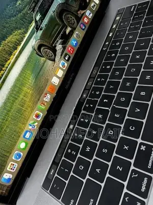 Apple MacBook Pro A1990 15-Inch 2019 16GB Ram 256GB SSD NVMe Touch Bar