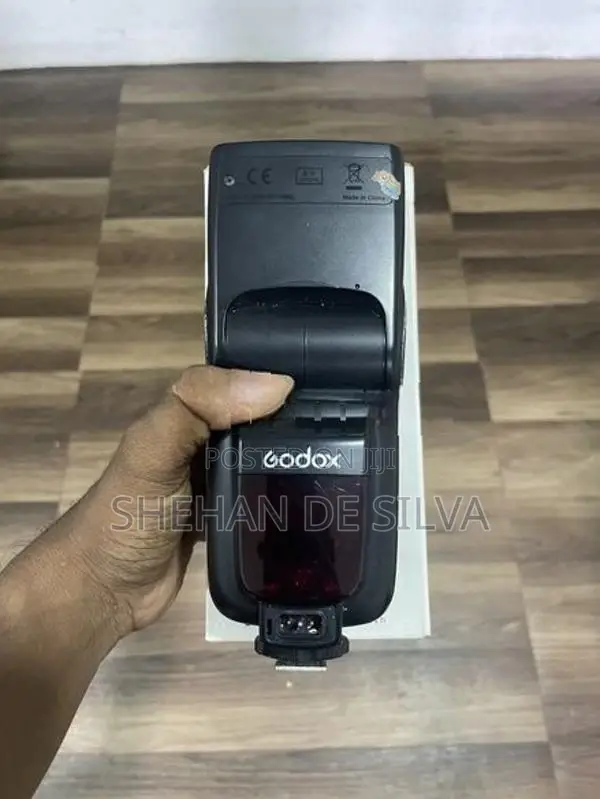 TT 685 GODOX