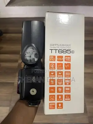 TT 685 GODOX
