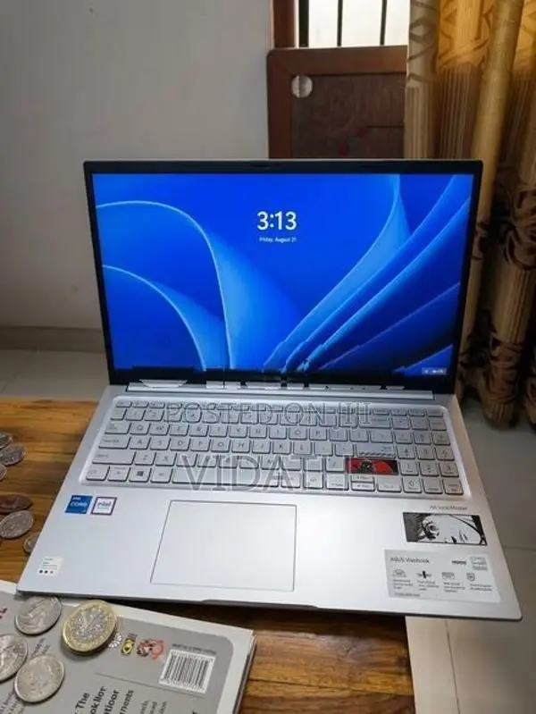 ASUS Vivobook 15,14tn Gen Intel Core 7, 16GB RAM, 512GB SSD
