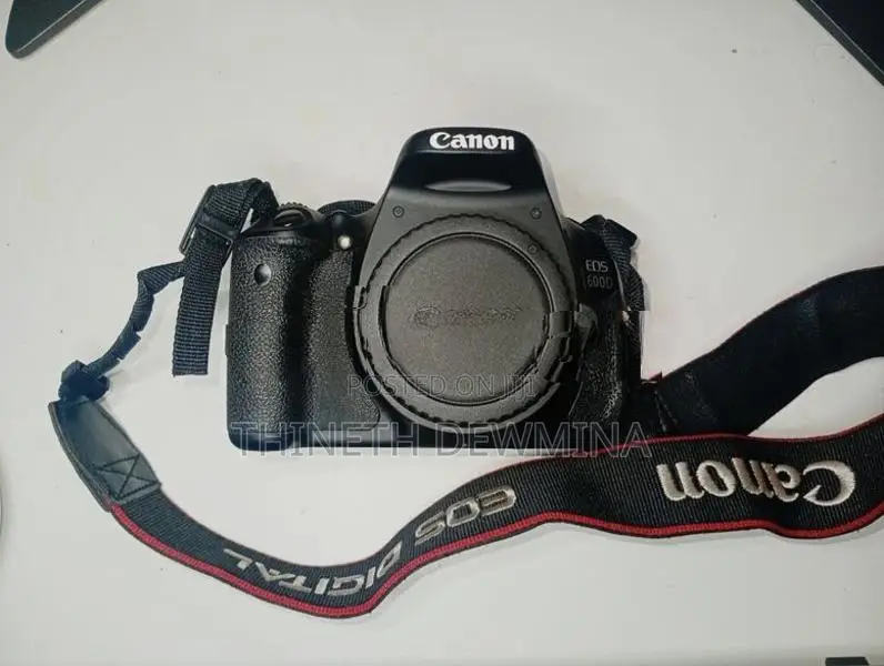 CANON 600D